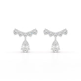 أقراط متدلية من الألماس المخبري بوزن 3.58 قيراط، قطع كمثري