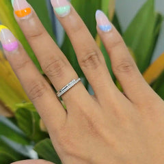 خاتم مفتوح مرصع بألماس صناعي بوزن 0.20 قيراط مع ألماس دائري (جاهز للتسليم)