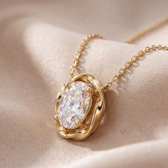 1.05 CT Oval Ribbon Twist Diamond Solitaire Chain & Pendant
