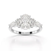 خاتم ألماس صناعي بيضاوي الشكل بوزن 2 قيراط