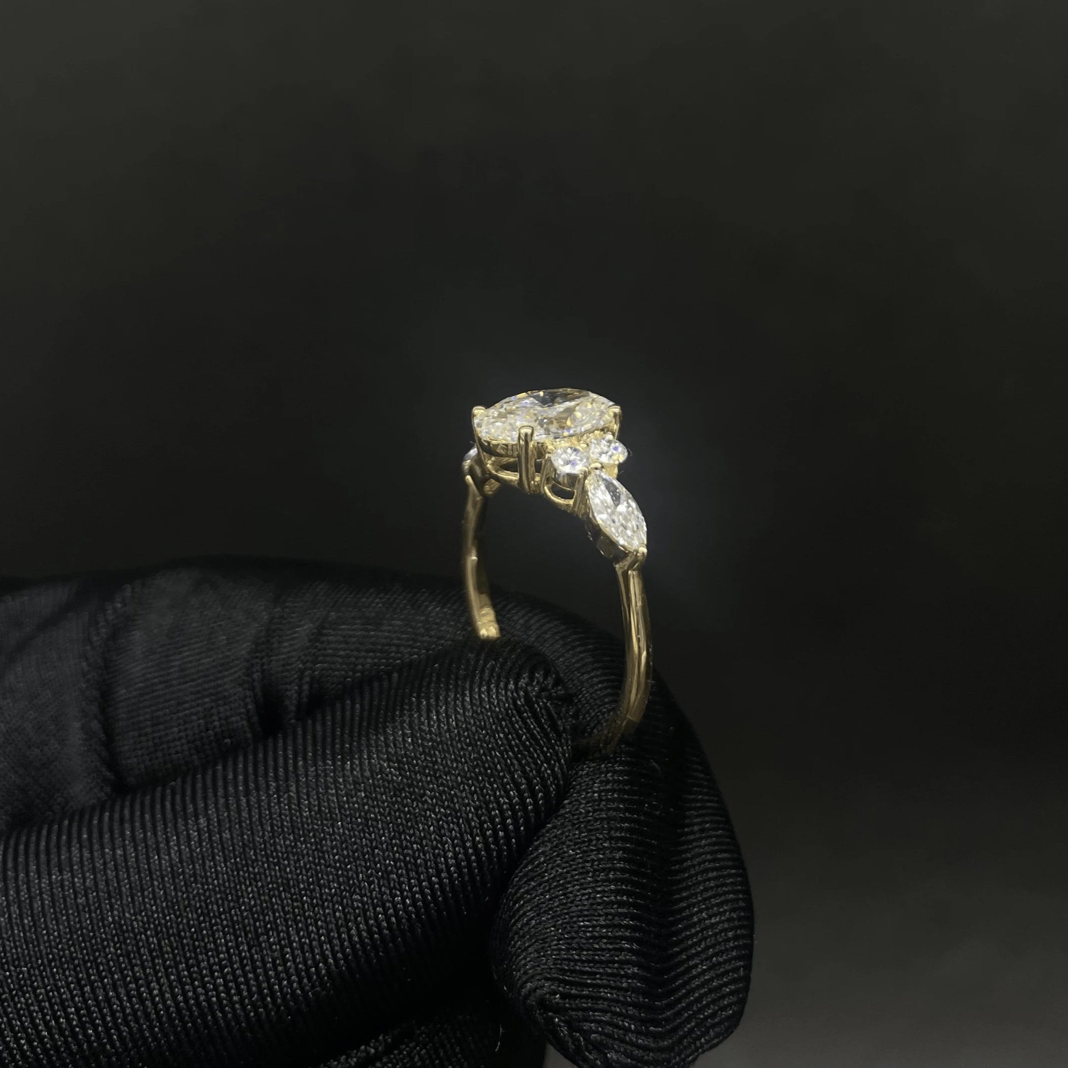 2 CT Oval Cut Lab Diamond Ring (Ready for Delivery)