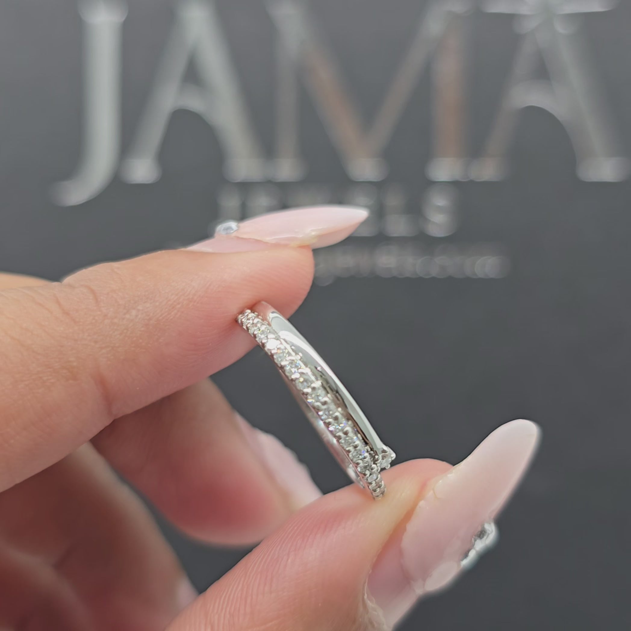 خاتم مفتوح مرصع بألماس صناعي بوزن 0.20 قيراط مع ألماس دائري (جاهز للتسليم)