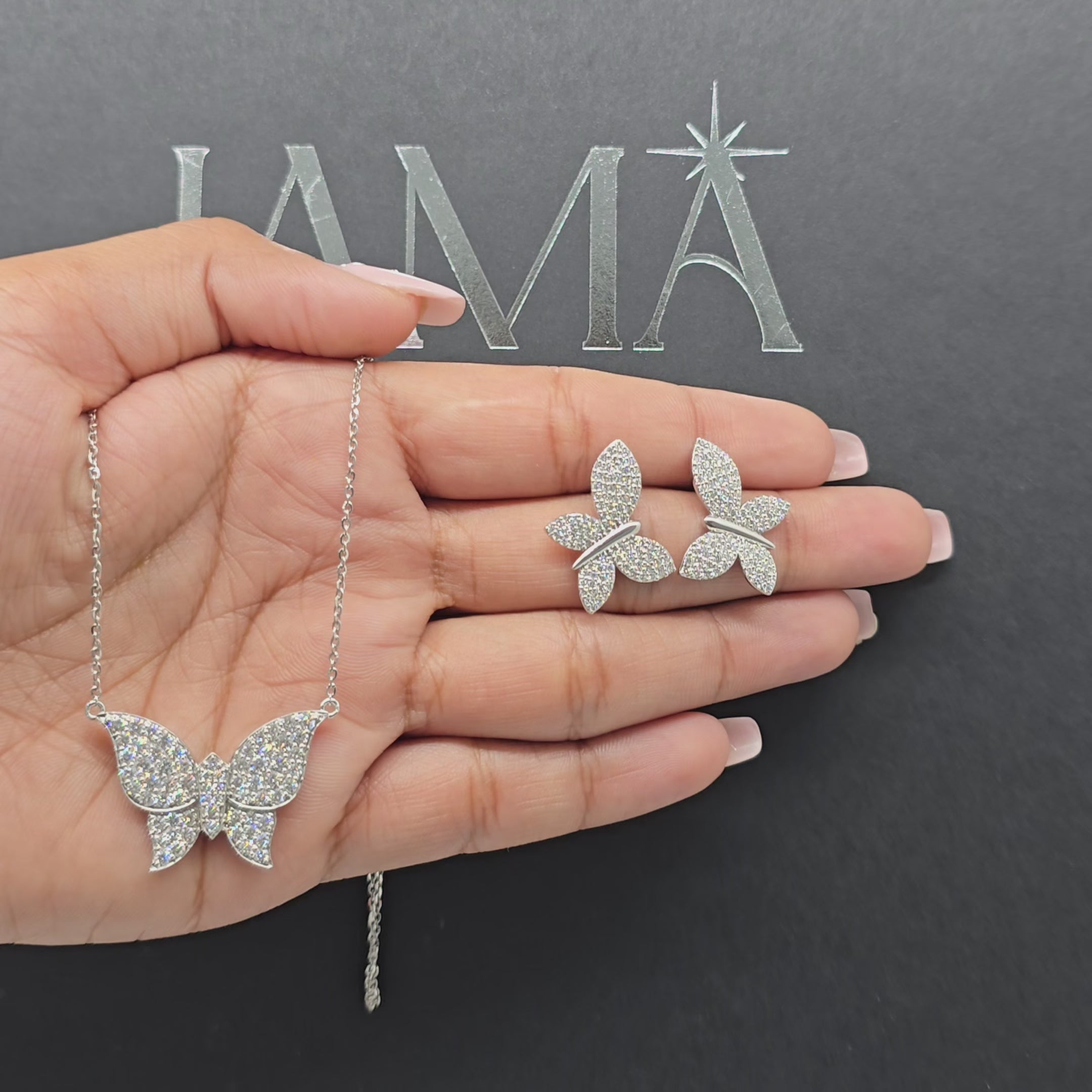 3.05 CT Butterfly Shape Diamond Jewellery Set - Earring & Pendant (Ready for Delivery)