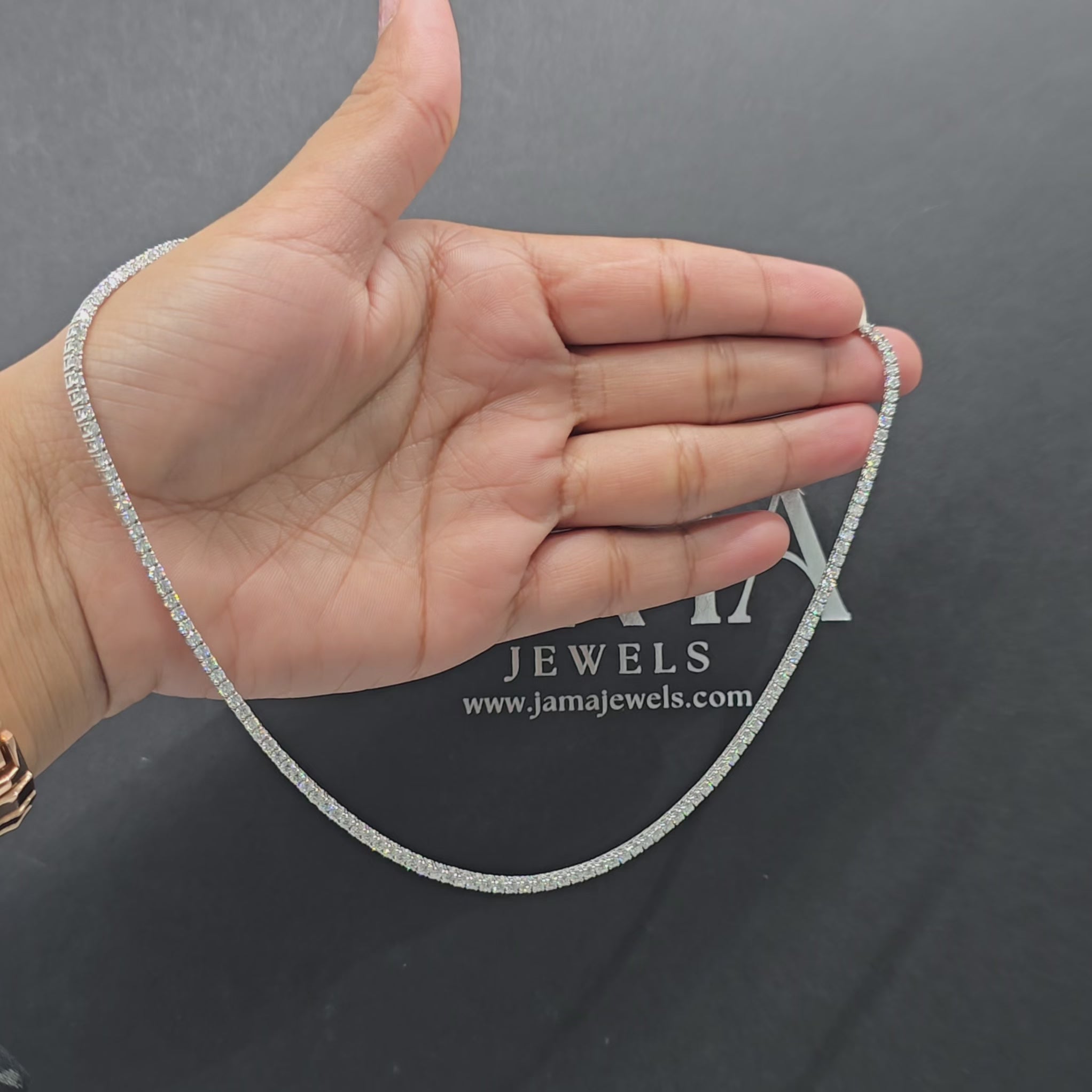 قلادة تنس مرصعة بماسة صناعية مستديرة بوزن 8.10 قيراط (جاهزة للتسليم)